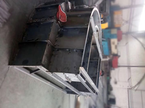 水泥收費島模具