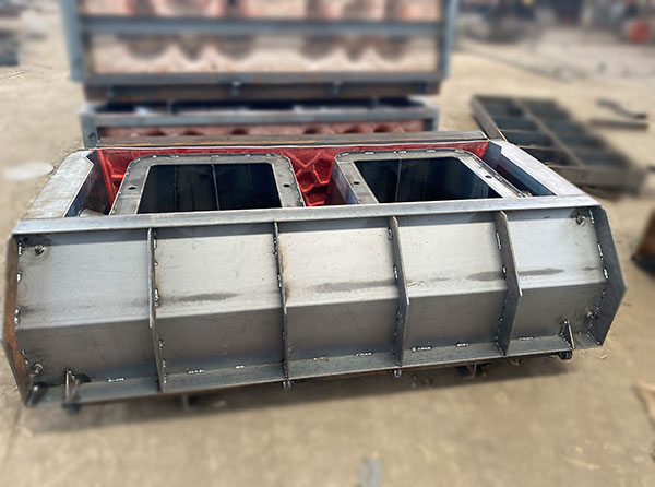 階梯式河道生態(tài)護(hù)坡模具