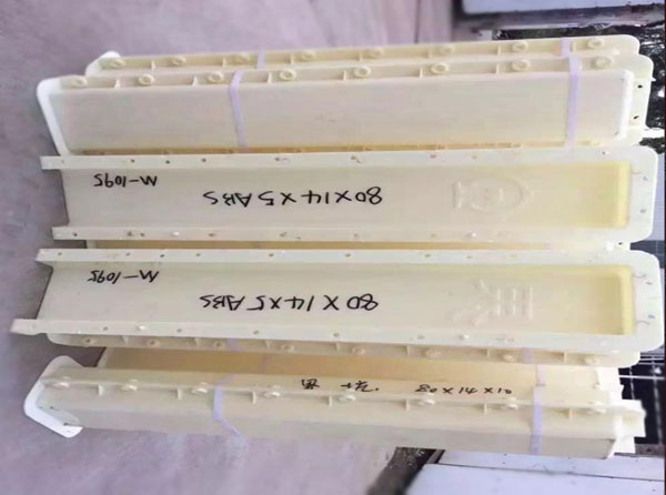 電力標志樁模具