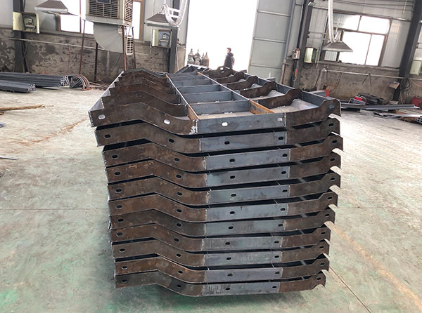 道路護欄鋼模具 道路護欄鋼模具