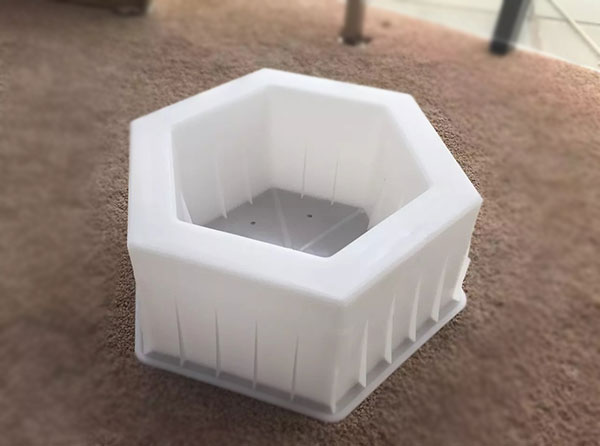 高速公路護(hù)坡模具