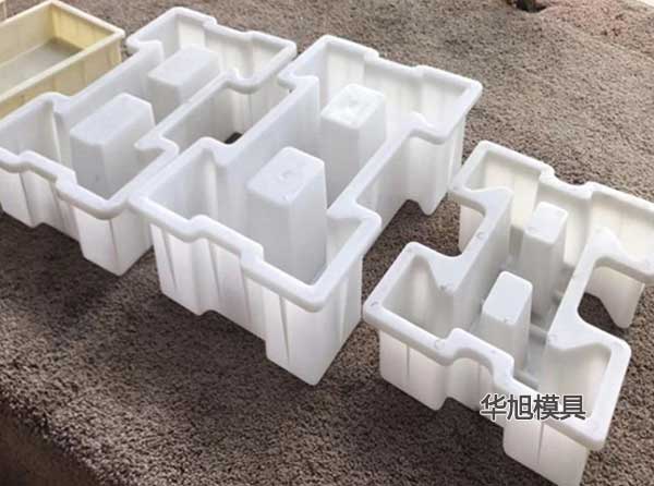 堤壩連鎖護坡模具